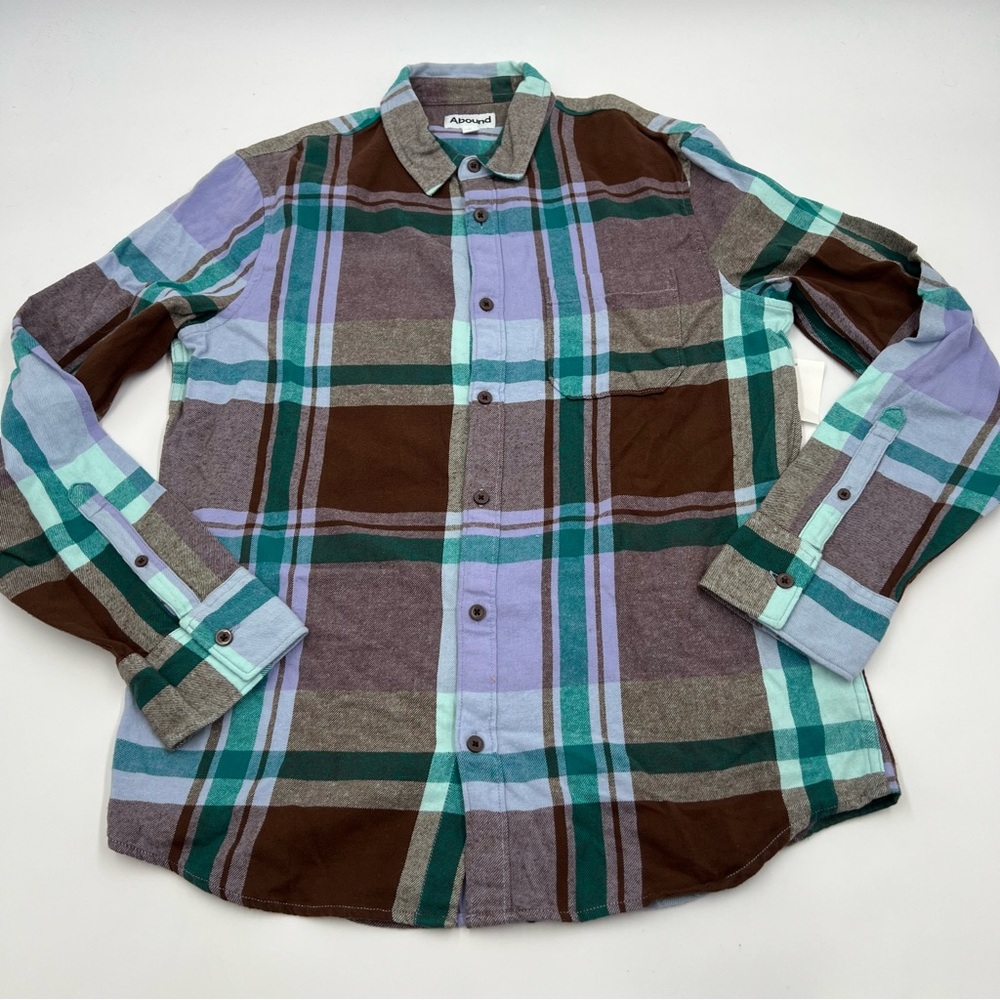 Men’s Abound plaid flannel shirt‎ SZ Medium. Brown, purple, turquoise.